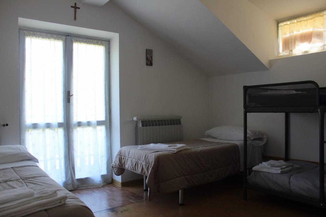 Hotel Casa Per Ferie Beatorosaz Cesana Torinese Zewnętrze zdjęcie